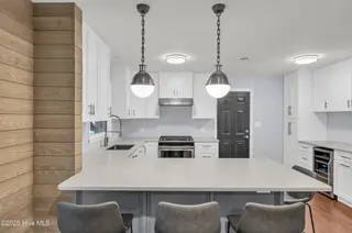 113 Yorkshire Lane, Wilmington, NC 28409 — 3-bedroom home in Lansdowne Estates, Wilmington, NC, photo 10 of 48: Kitchen