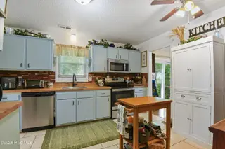 3423 Preakness Place, New Bern, NC 28562 – photo 9: DSC_2455