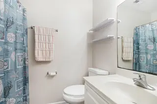 2900 Myrtle Street 11 Rosewood Village, Morehead City, NC 28557 – photo 15: Primary Bath