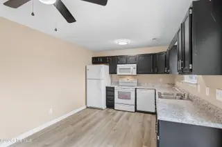 219 N Lake Keziah Drive, Southport, NC 28461 — 3-bedroom home in Boiling Spring Lakes, Southport, NC, photo 11 of 30: 219NLakeKeziahDr - 12