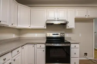 725 Monticello Drive, Pinehurst, NC 28374 – photo 15: Monticello Int.-18