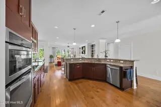 2216 Umstead Lane, Leland, NC 28451 — 3-bedroom home in Brunswick Forest, Leland, NC, photo 13 of 70: 14_kitchen
