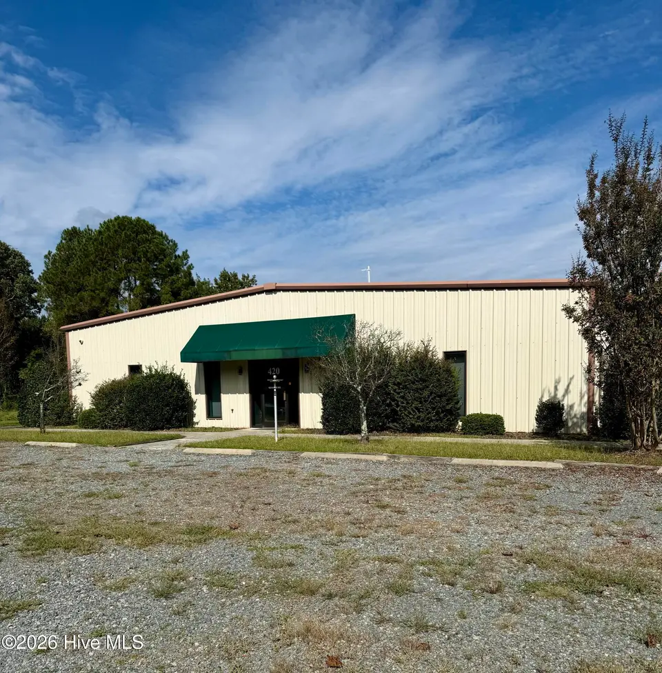 420 Hwy 15-501, Carthage, NC 28327 – photo 1 of 4: IMG_8205
