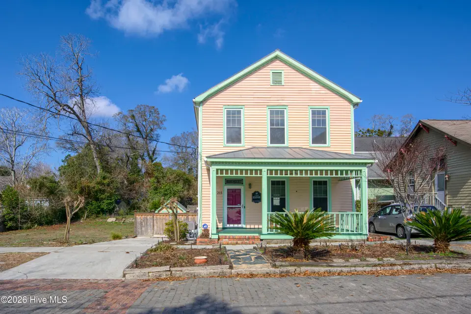 215 Queen Street, Wilmington, NC 28401 – photo 1 of 28: 215 Queen St. - Exterior - Edited_7