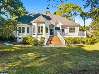 3705 Fairfield Way, Southport, NC 28461 – photo 4: Incredibly Private Back Yard Setting