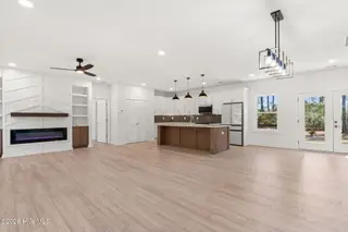 355 S Middleton Drive NW, Calabash, NC 28467 – photo 12: Magnificient Open Living Area