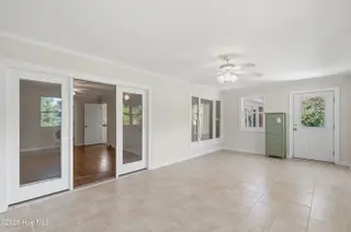 216 Lands End Road, Morehead City, NC 28557 — 3-bedroom home in Spooners Creek, Morehead City, NC, photo 13 of 65: 216 Lands End _ Interior-Exterior (24 of