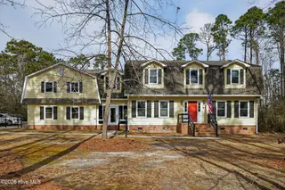 10020 S Olde Towne Wynd, Belville, NC 28451 — 3-bedroom home in Olde Towne, Belville, NC, photo 1 of 56: 10020SOldeTowneWyndSE-2