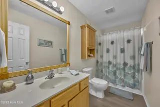 732 Ocracoke Drive, Wilmington, NC 28412 – photo 19: Guest Bath