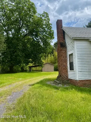 305 Pinehurst Avenue, Carthage, NC 28327 – photo 2: 1