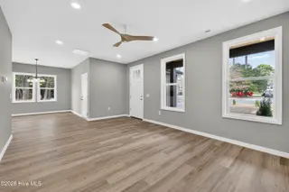 3904 Wilshire Boulevard, Wilmington, NC 28403 – photo 9: Living Room