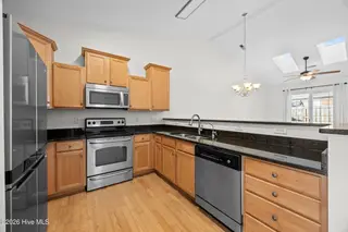 5341 Christian Drive, Wilmington, NC 28403 – photo 14: 12_kitchen