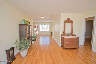 307 Anita Forte Drive, Cape Carteret, NC 28584 – photo 6: LR from front door