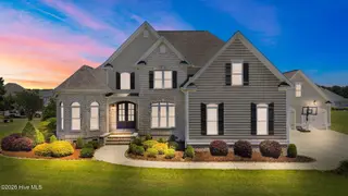 6208 Devonshire Drive, Wilson, NC 27896 — 4-bedroom home in SouthPointe, Wilson, NC, photo 4 of 68: Dusk