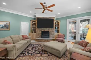 516 Chesapeake Place, Greenville, NC 27858 – photo 20: 30-web-or-mls-BLS_0099