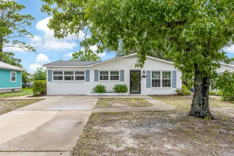 139 NE 18th St, Oak Island