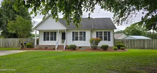 1705 Crawfords Pointe Drive, Greenville, NC 27834 — 3-bedroom home in Crawfords Pointe, Greenville, NC, photo 1 of 23: Primary Photo