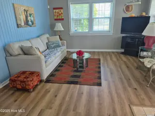 515 Mulberry Street, Beaufort, NC 28516 – photo 6: 2