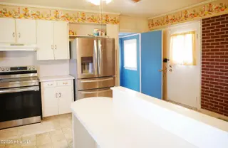 1698 W Pleasant Hill Road, Pink Hill, NC 28572 – photo 11: Kitchen
