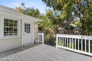 102 N 25th Street, Wilmington, NC 28405 — 2-bedroom home, Wilmington, NC, photo 18 of 35: Deck