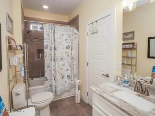 4619 E Beach Drive, Oak Island, NC 28465 – photo 10: 4619 E Beach Dr Oak Island NC 28465 USA-