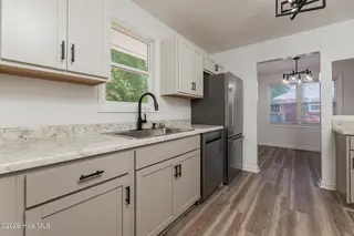 1009 River Street, Jacksonville, NC 28540 – photo 16: 17KITCHEN