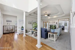 105 Pailin Creek Road, Elizabeth City, NC 27909 — 3-bedroom home in Pailin Creek Landing, Elizabeth City, NC, photo 7 of 56: Entry/Living Room