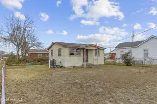 1102 Bay Street, Morehead City, NC 28557 – photo 20: 14_img_1884