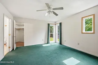 115 N Harbor Drive, Beaufort, NC 28516 – photo 17: Primary Suite