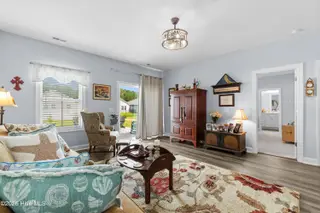 901 Hayford Lane SW, Ocean Isle Beach, NC 28469 — 3-bedroom home in Glendale Arbor, Ocean Isle Beach, NC, photo 11 of 31