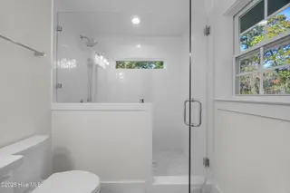 708 Bonham Avenue, Wilmington, NC 28403 – photo 20: 30_bathroom