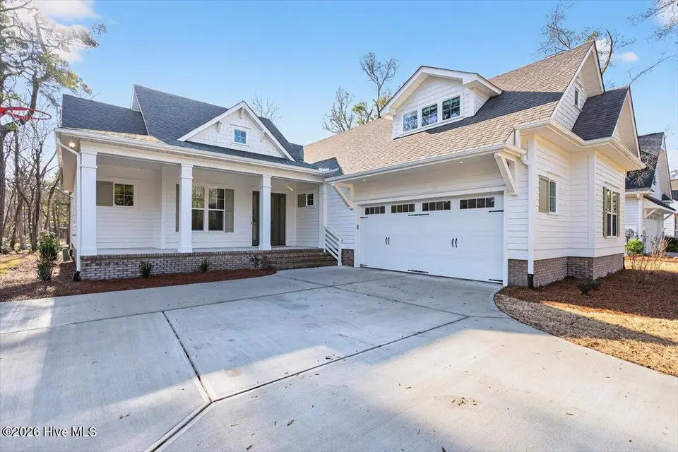1880 Healing Water Lane SW, Supply, NC 28462 – photo 1 of 59: 08-kahunaphoto