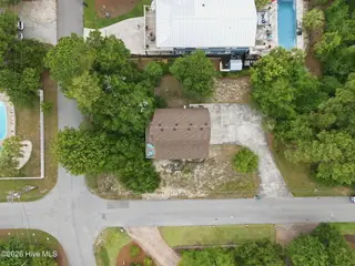 136 Sea Dunes Drive, Emerald Isle, NC 28594 – photo 17: 17-web-or-mls-DJI_20260628143723_0344_D