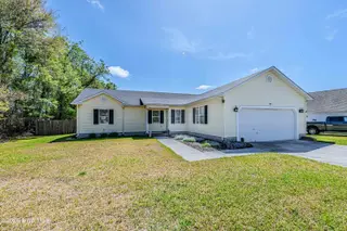 126 Forest Bluff Drive, Jacksonville, NC 28540 — 3-bedroom home in River Hills, Jacksonville, NC, photo 21 of 22: 126 Forest Bluff Drive, Jacksonville, NC