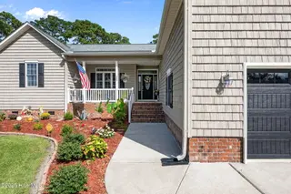 164 Laura Drive, New Bern, NC 28562 – photo 7: 53-web-or-mls-DSC_4426