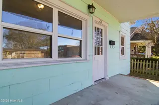 221 S 11th Street, Wilmington, NC 28401 – photo 6: 9_porch