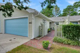 6012 Inland Greens Drive, Wilmington, NC 28405 – photo 4: Front Gate