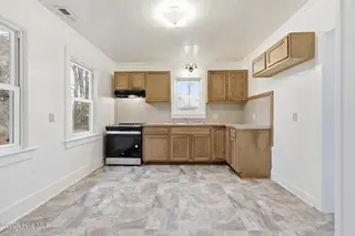 201 Harrell Street, Elizabeth City, NC 27909 – photo 13: Kitchen