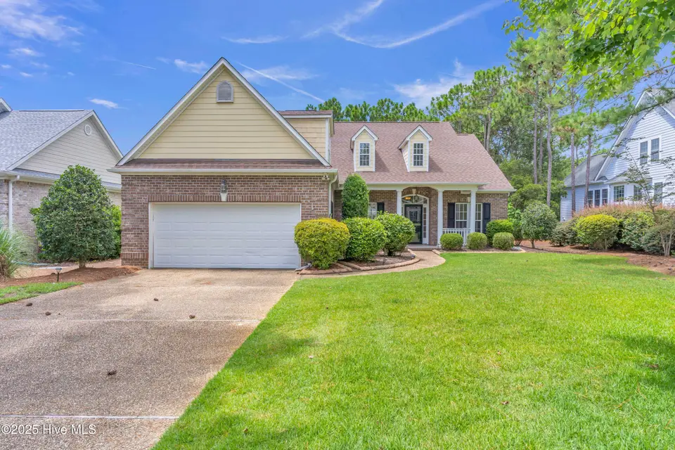 2904 Legends Drive, Southport, NC 28461 — 3-bedroom home in St James, Southport, NC, photo 1 of 71: 2904 legends dr 00001
