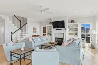 595 Ocean Boulevard W, Holden Beach, NC 28462 – photo 14: 595 Ocean Blvd W