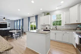 539 River Dell Townes Avenue, Clayton, NC 27527 – photo 4: 14-web-or-mls-img_1635