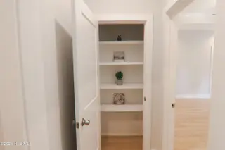 2500 Brookhaven Drive, Kinston, NC 28504 – photo 10: Hall linen closet