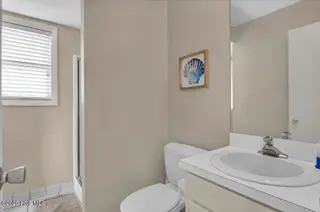 106 S Lumina Avenue Unit 2, Wrightsville Beach, NC 28480 – photo 12: 010_p2422319_886