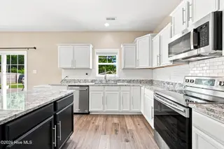 206 Seville Street, Jacksonville, NC 28546 — 4-bedroom home in Carolina Plantations, Jacksonville, NC, photo 11 of 54