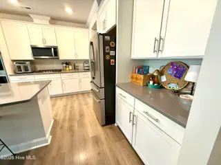 5010 Spring Green Pass, New Bern, NC 28562 – photo 13: more counter space