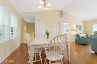 6611 Marsh Cove Road, Emerald Isle, NC 28594 – photo 17: Dining area
