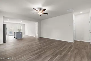 906 Lanyard Lane, New Bern, NC 28560 – photo 9: 20260305174920328158000000-o