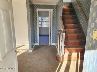 6322 Brassie Drive, Grifton, NC 28530 – photo 5: 10 FOYER