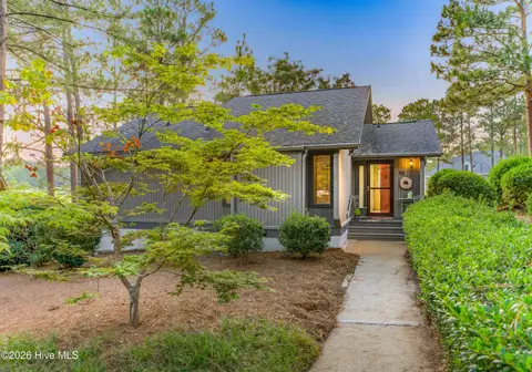 70 Barton Hills Court, Pinehurst