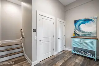 308 Oceanaire Lane, Surf City, NC 28445 – photo 12: 19-web-or-mls-DSC09604